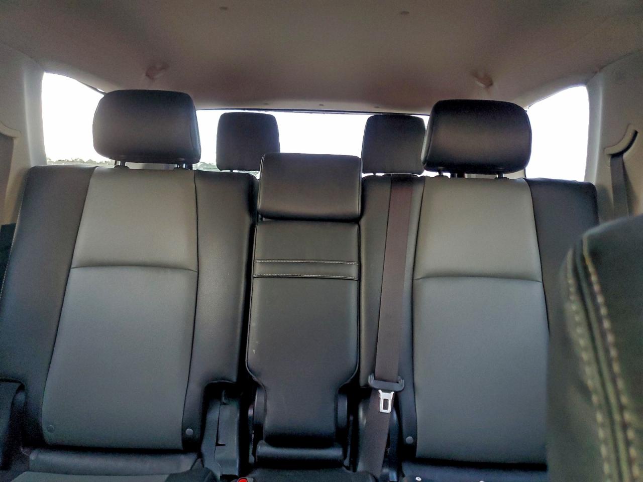 2022 Toyota 4Runner Sr5 VIN: JTEFU5JR5N5269237 Lot: 94253755