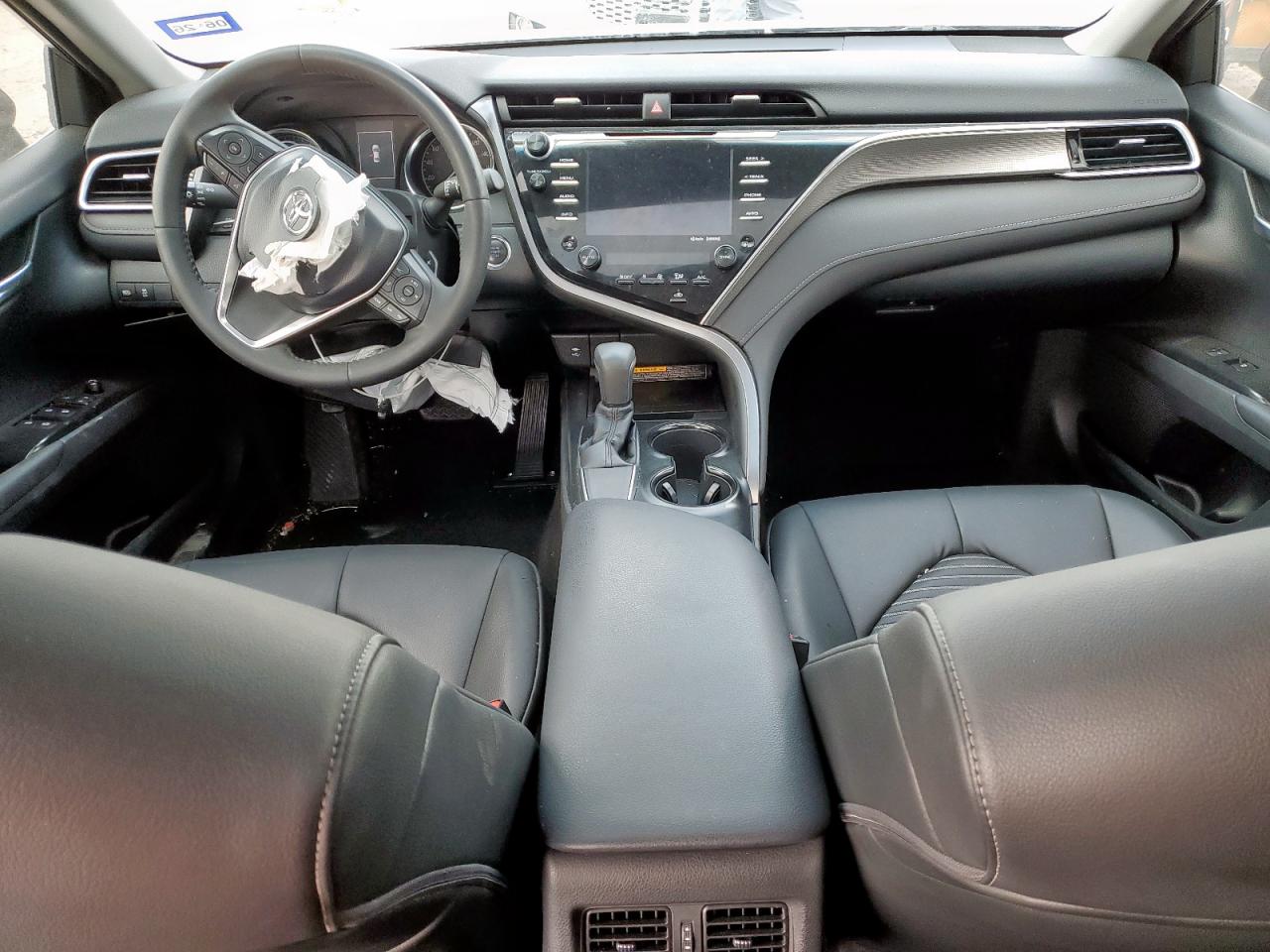 2018 Toyota Camry L VIN: 4T1B11HK7JU014095 Lot: 93093005