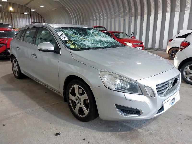 2012 VOLVO V60 SE LUX D5 