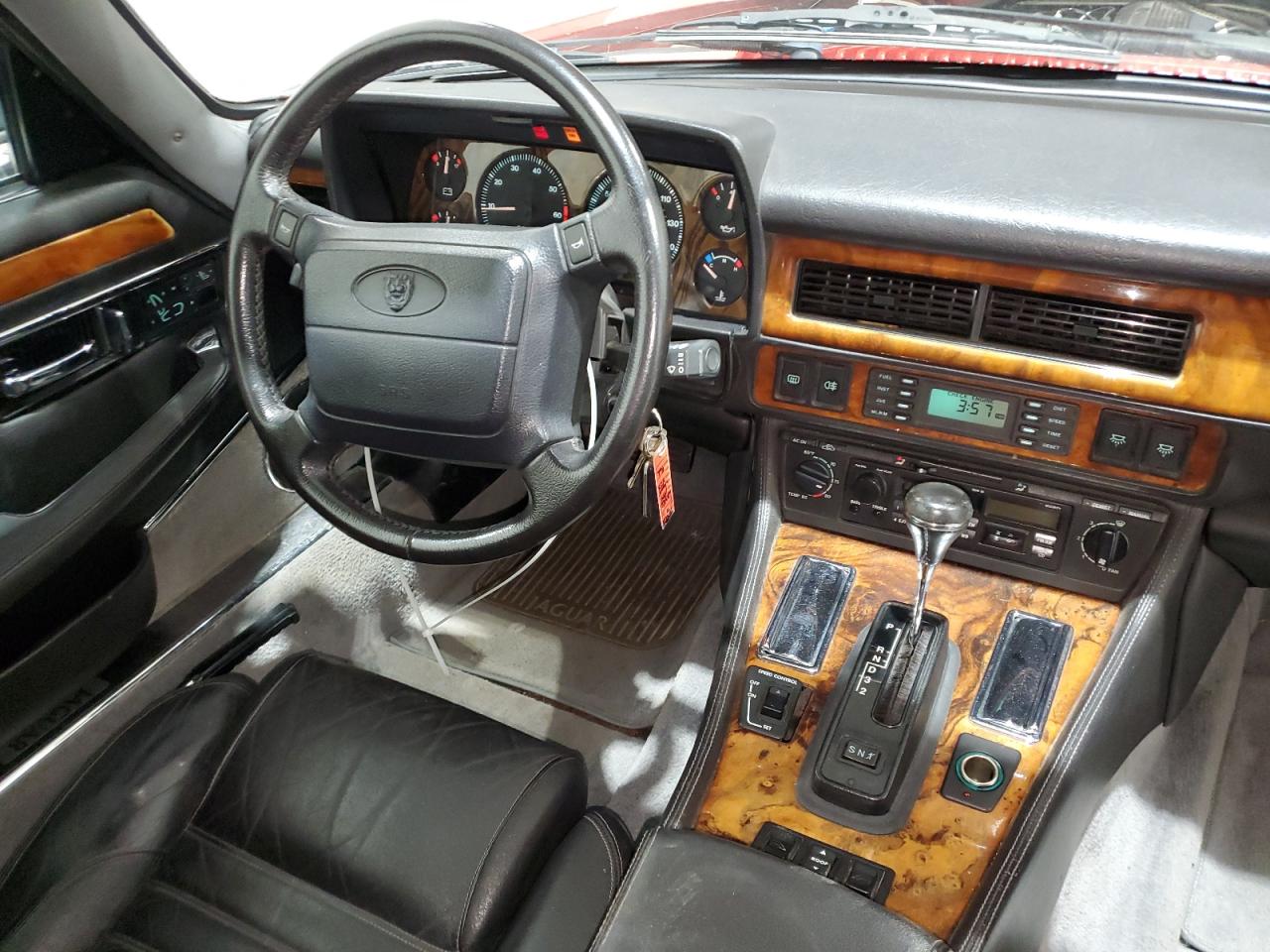 1994 Jaguar Xjs 2+2 VIN: SAJNX2749RC193204 Lot: 92978235