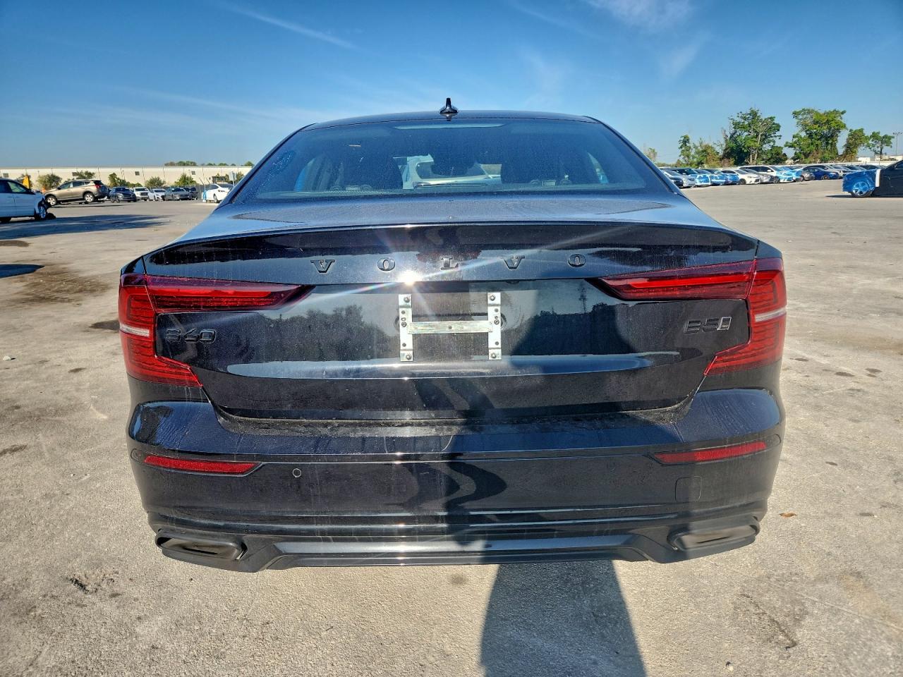 2022 Volvo S60 B5 Momentum VIN: 7JRL12TC1NG192797 Lot: 94589375