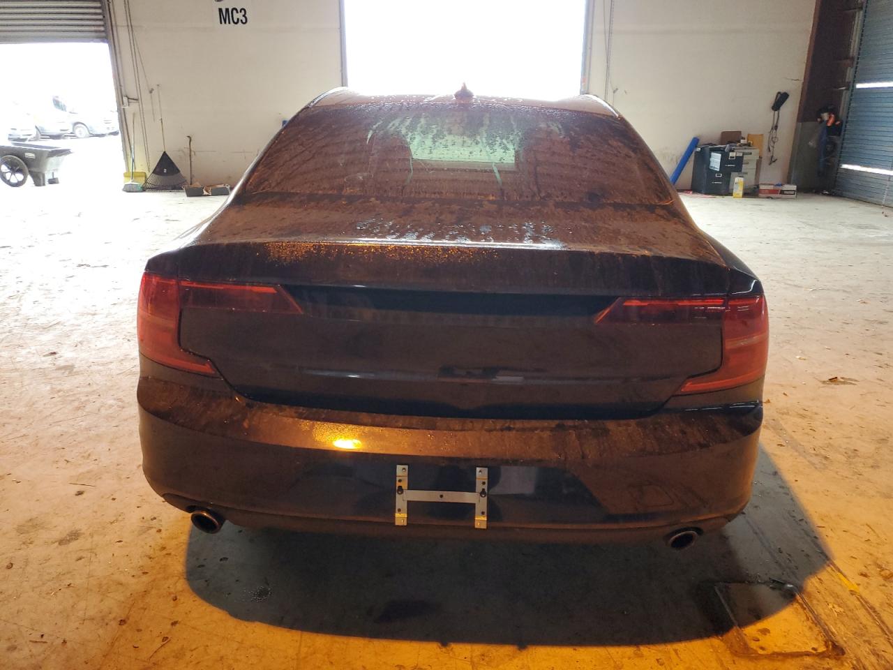 2017 Volvo S90 T5 Momentum VIN: YV1102AK3H1009162 Lot: 90257545