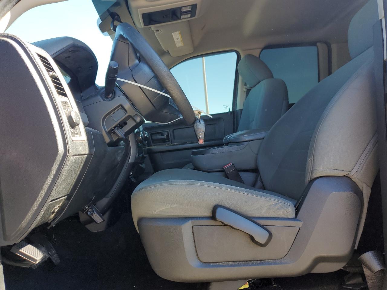 2018 Ram 1500 St VIN: 1C6RR6FT6JS101302 Lot: 91047635