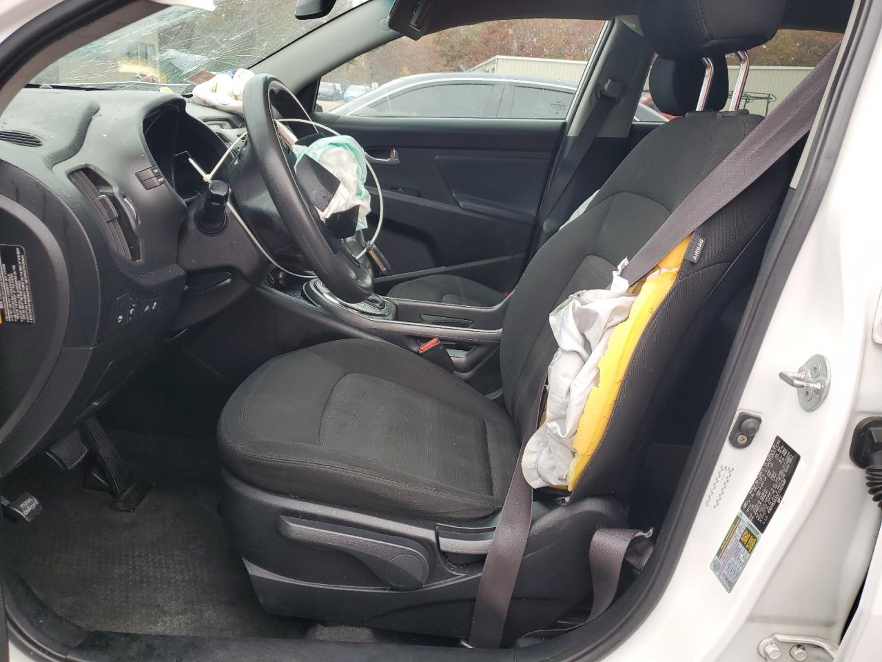 2012 Kia Sportage Base VIN: KNDPB3A25C7305693 Lot: 90636605