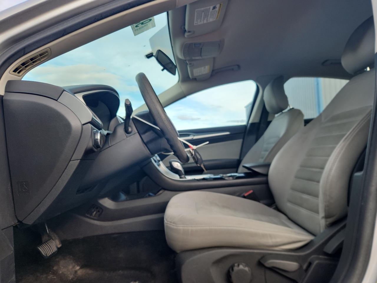 2014 Ford Fusion S VIN: 1FA6P0G75E5371664 Lot: 93057805