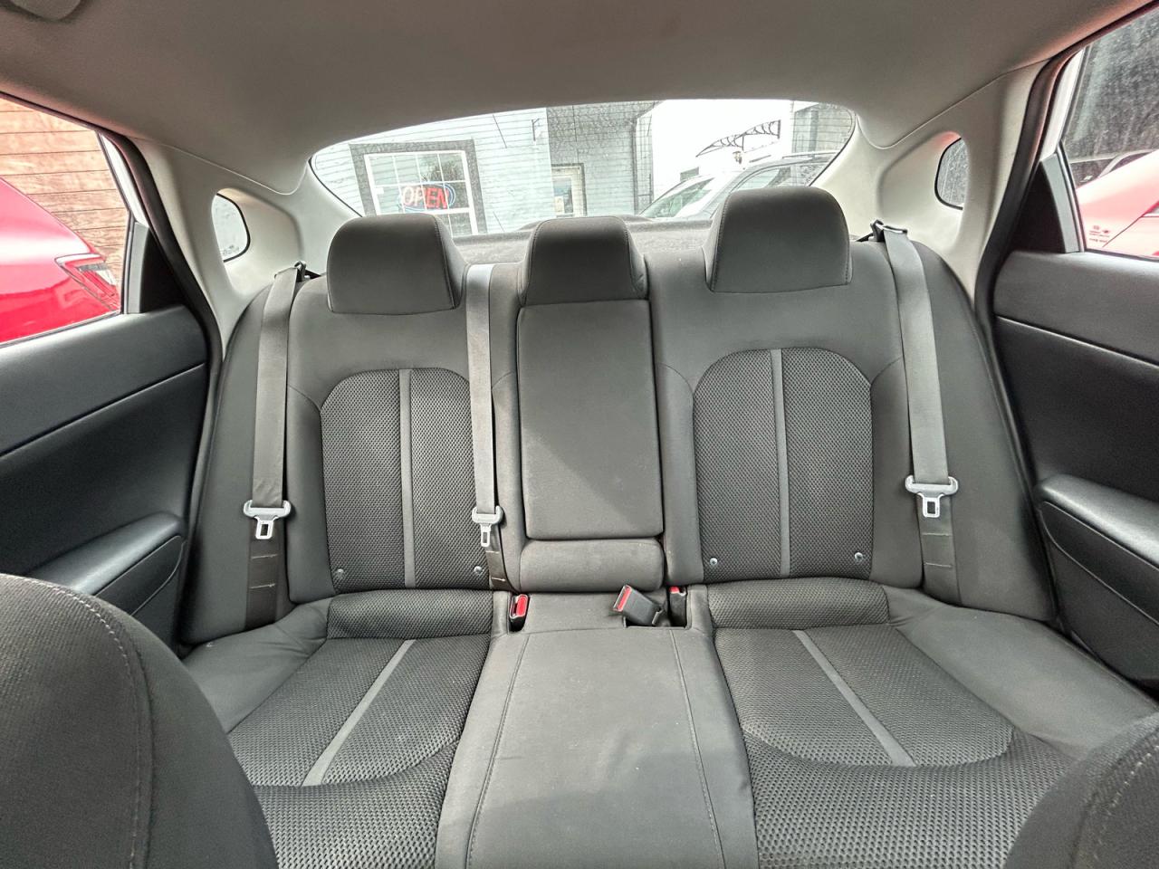 2019 Kia Optima Lx VIN: 5XXGT4L35KG358523 Lot: 92130255