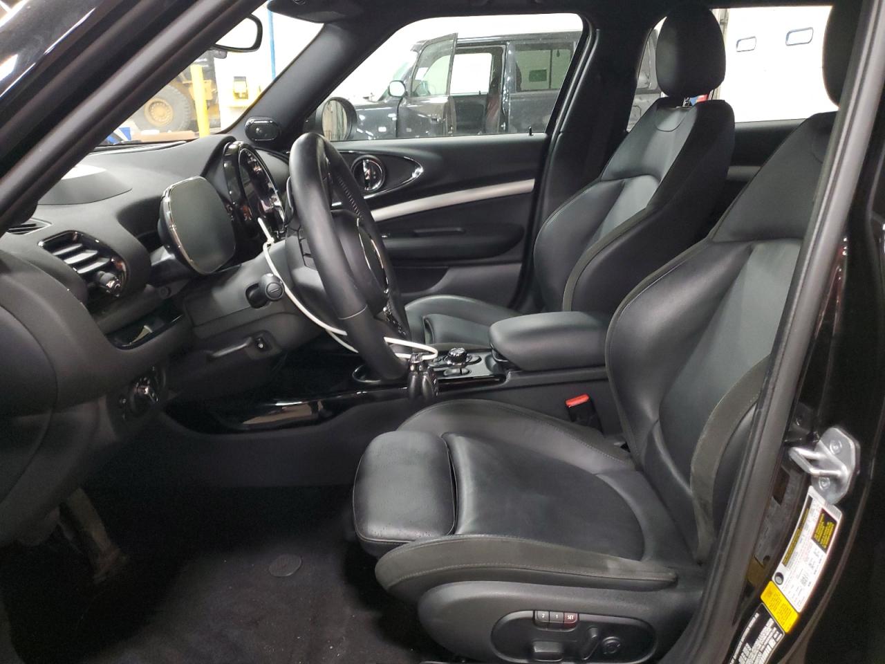 2022 Mini Cooper S Clubman All4 VIN: WMWXJ1C00N2R88550 Lot: 92946865