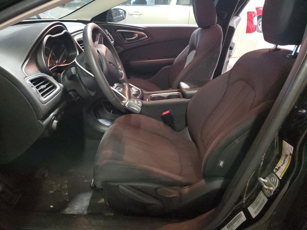 2015 Chrysler 200 Limited VIN: 1C3CCCAB4FN630593 Lot: 92204635