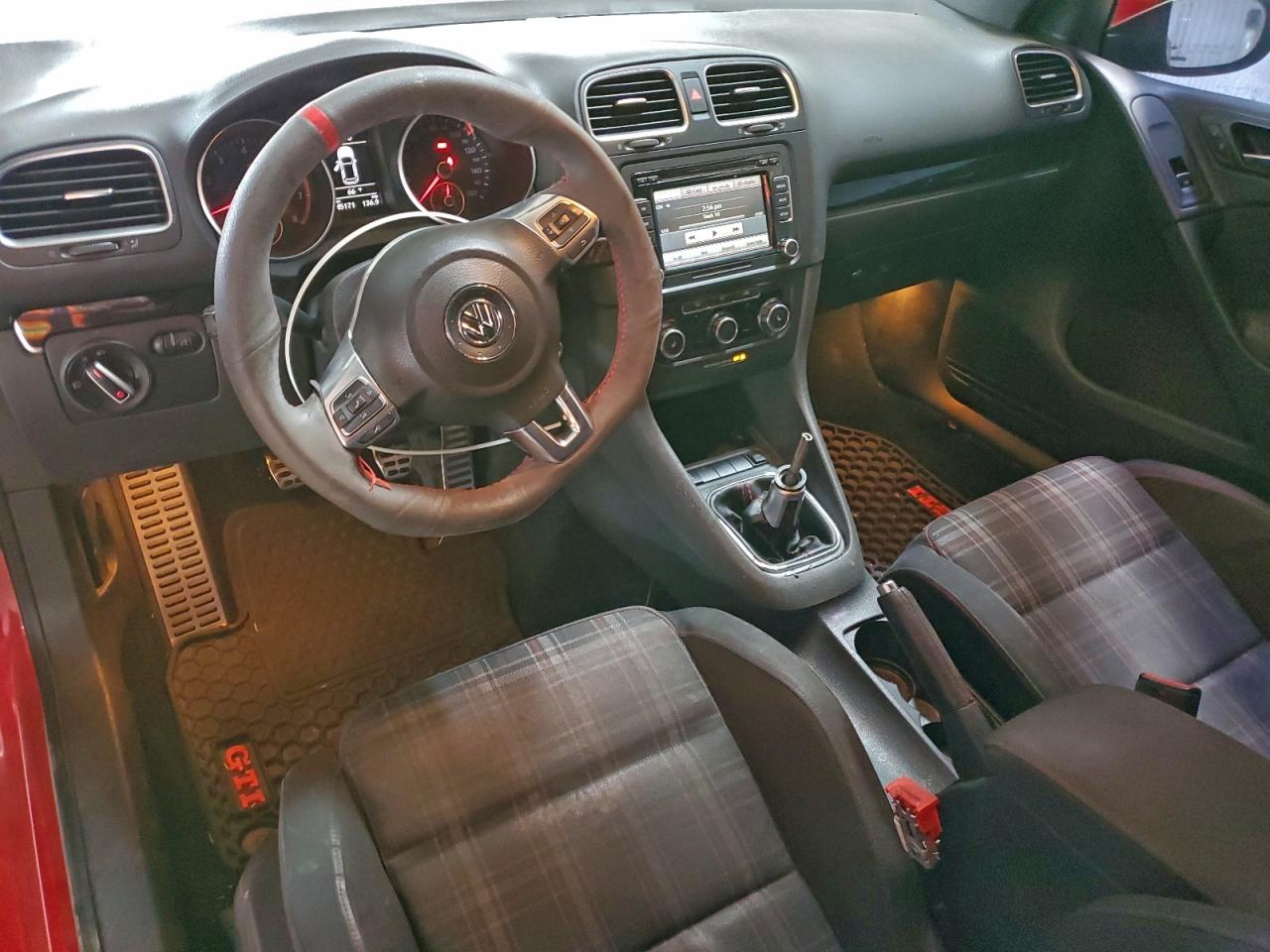 2011 Volkswagen Gti VIN: WVWED7AJ0BW098294 Lot: 94299205