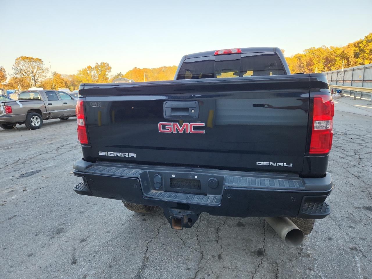 2019 GMC Sierra K2500 Denali VIN: 1GT12SEY5KF122765 Lot: 90730045