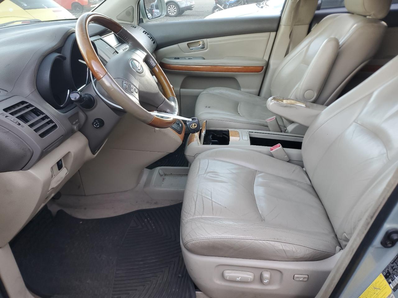 2005 Lexus Rx 330 VIN: 2T2HA31U25C046117 Lot: 92801405