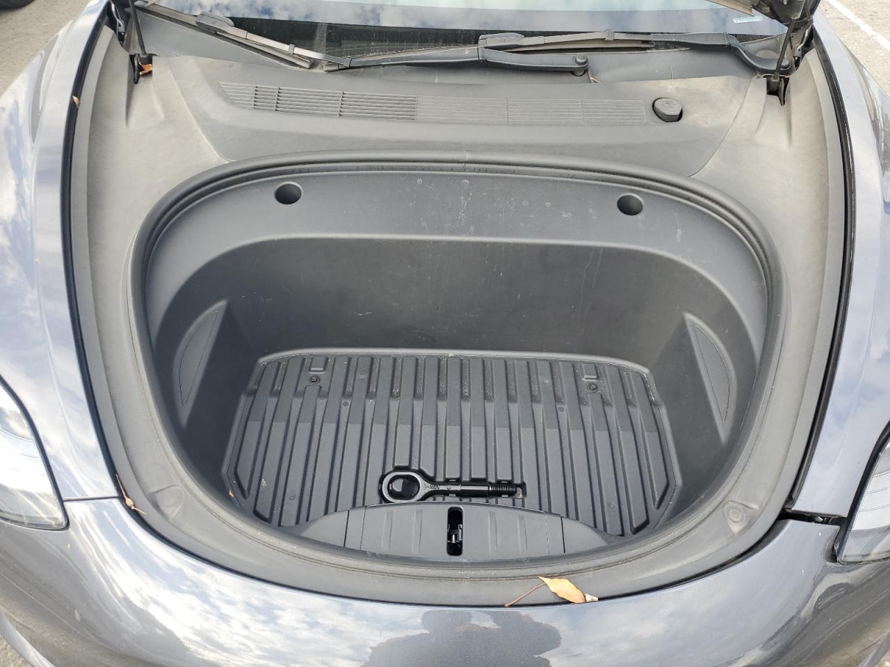 2023 Tesla Model 3 VIN: 5YJ3E1EB0PF415927 Lot: 92660415