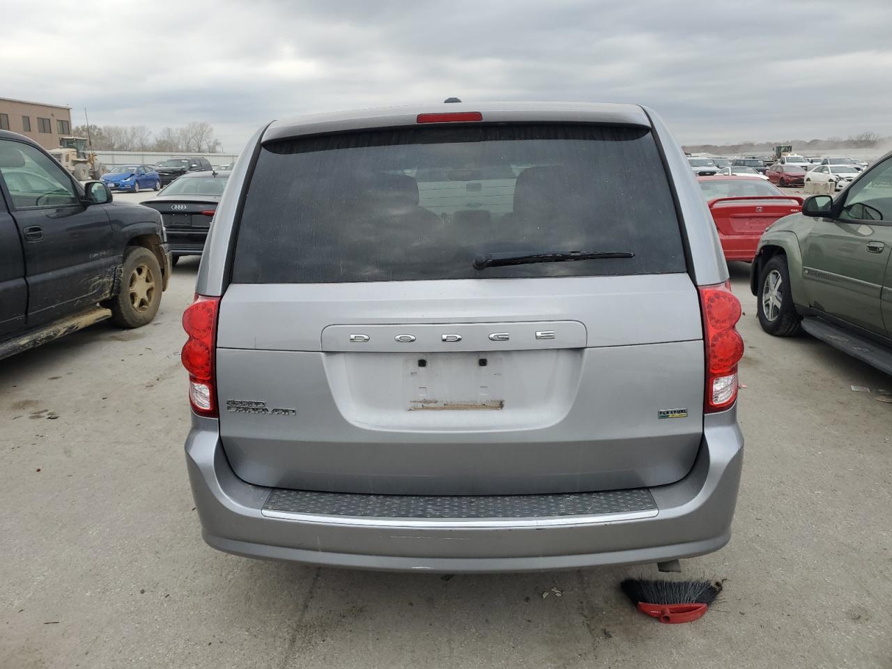2015 Dodge Grand Caravan Se VIN: 2C4RDGBG2FR648470 Lot: 93084425