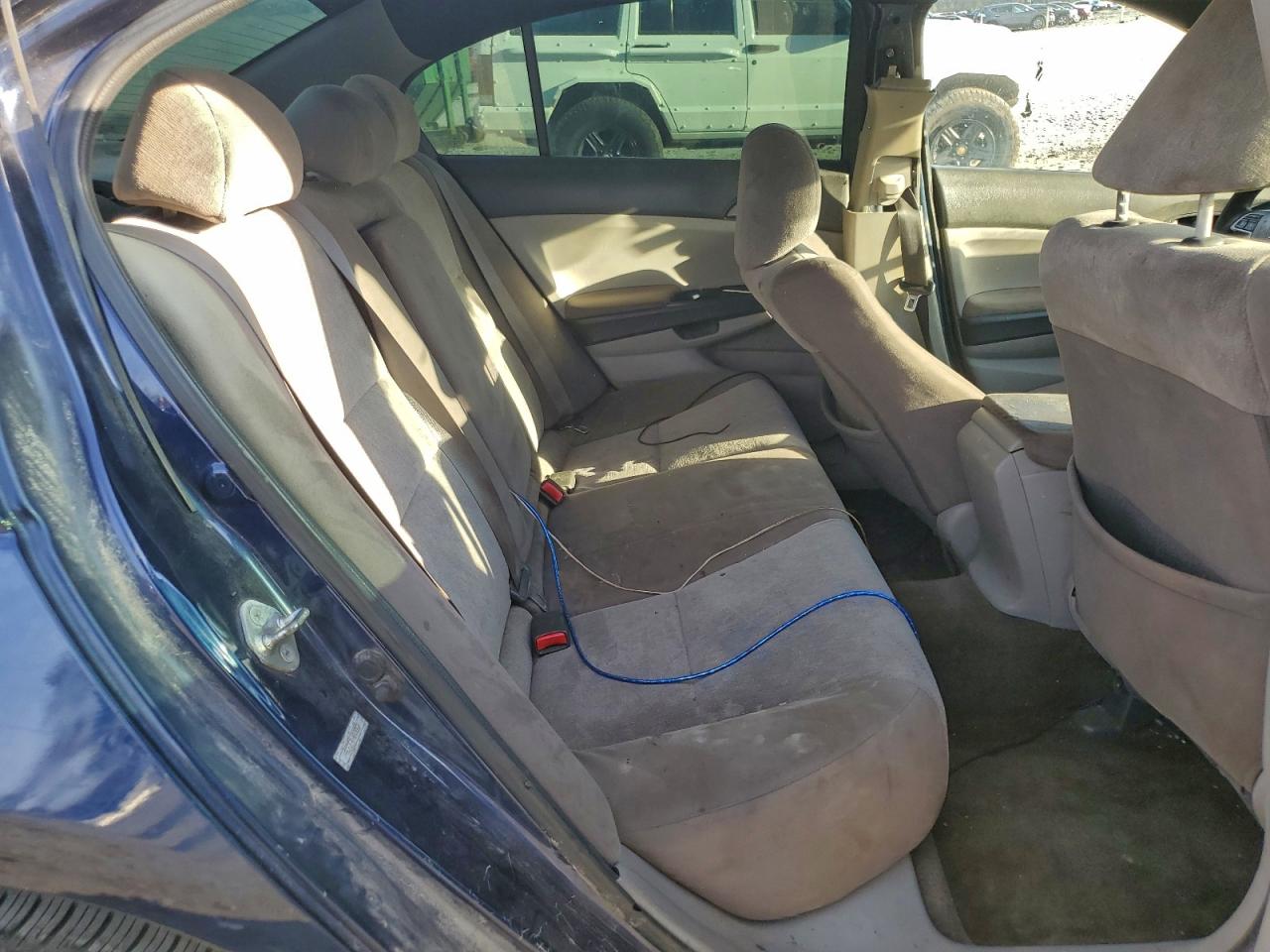 2010 Honda Accord Lxp VIN: 1HGCP2F45AA031028 Lot: 94229325