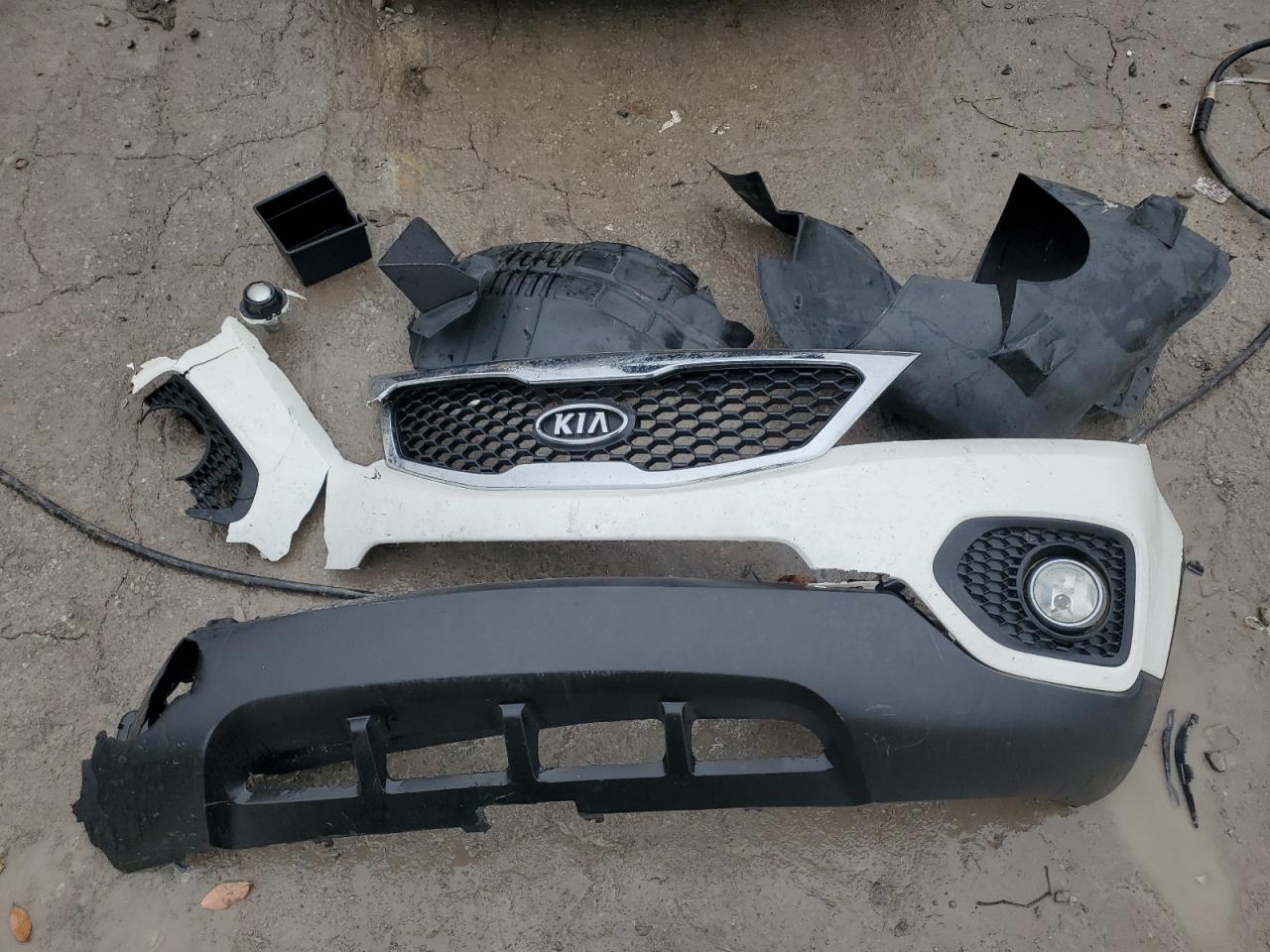 2012 Kia Sorento Ex VIN: 5XYKU4A22CG261410 Lot: 93237705