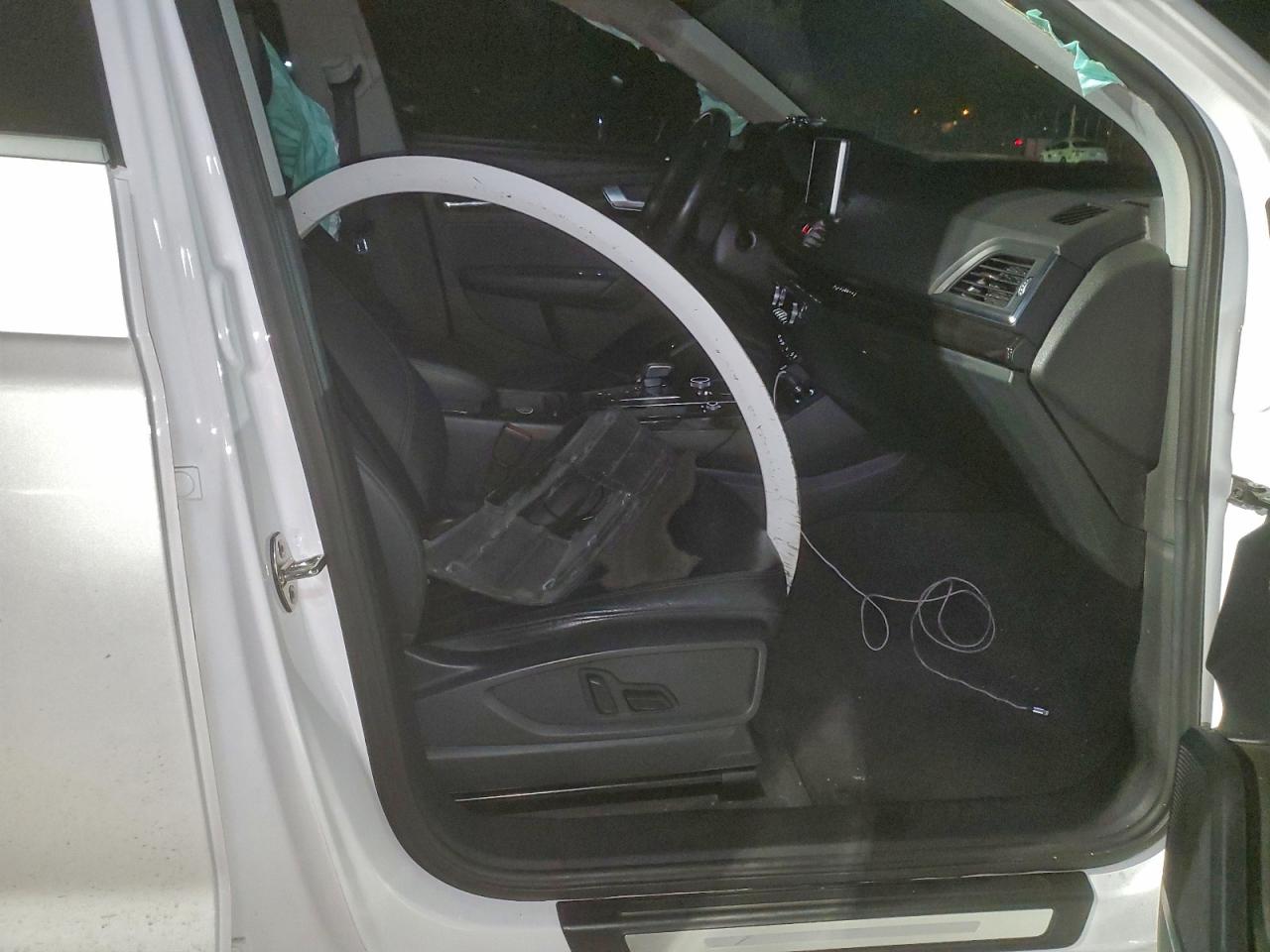 2018 Audi Q5 Premium Plus VIN: 120977 Lot: 94601815