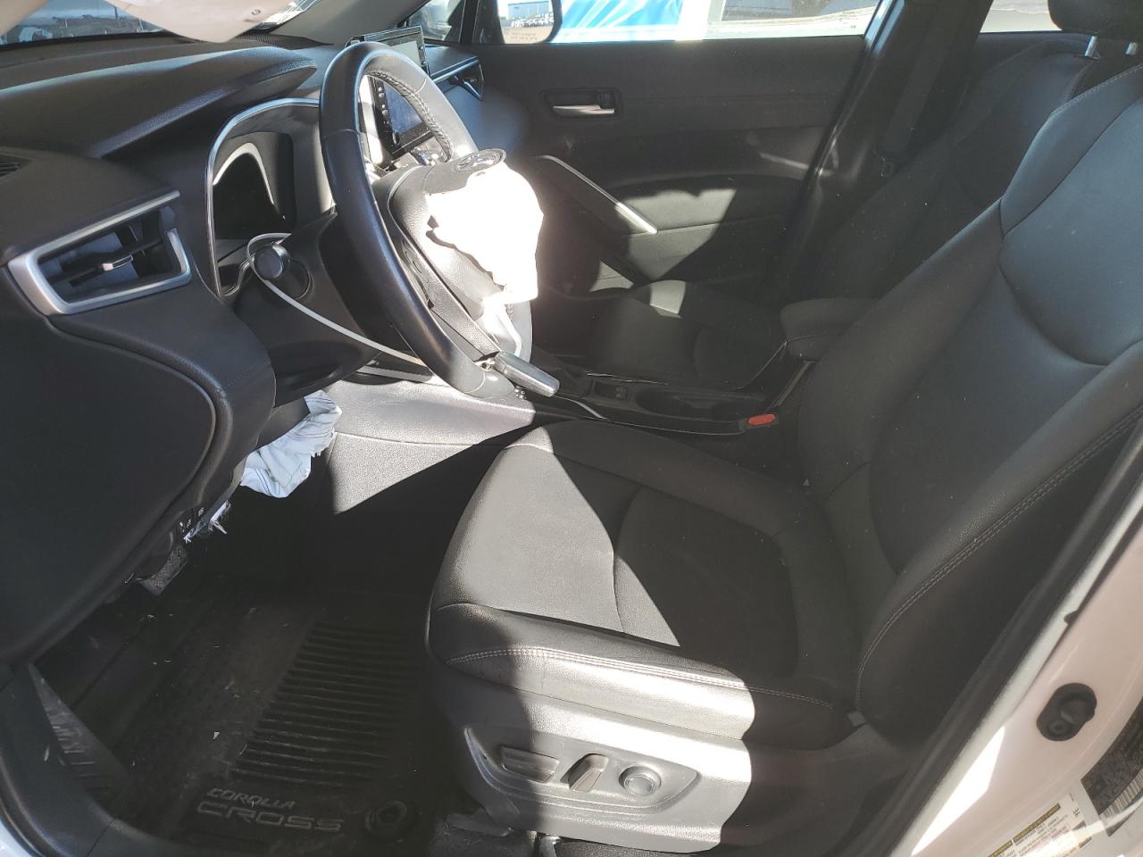 2022 Toyota Corolla Cross Xle VIN: 7MUDAAAG6NV031604 Lot: 91601505