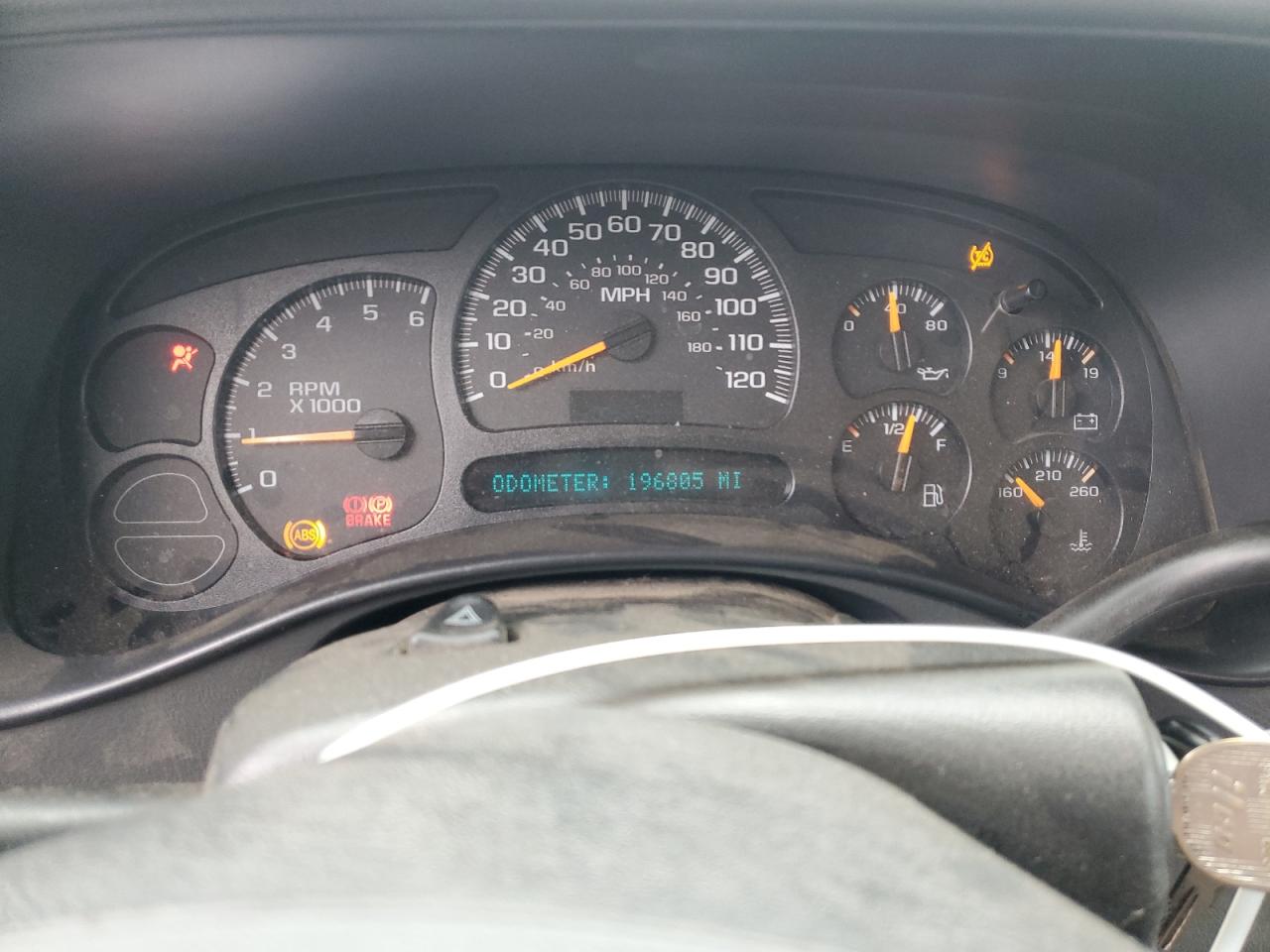 2005 Chevrolet Tahoe C1500 VIN: 1GNEC13VX5R240631 Lot: 93112275