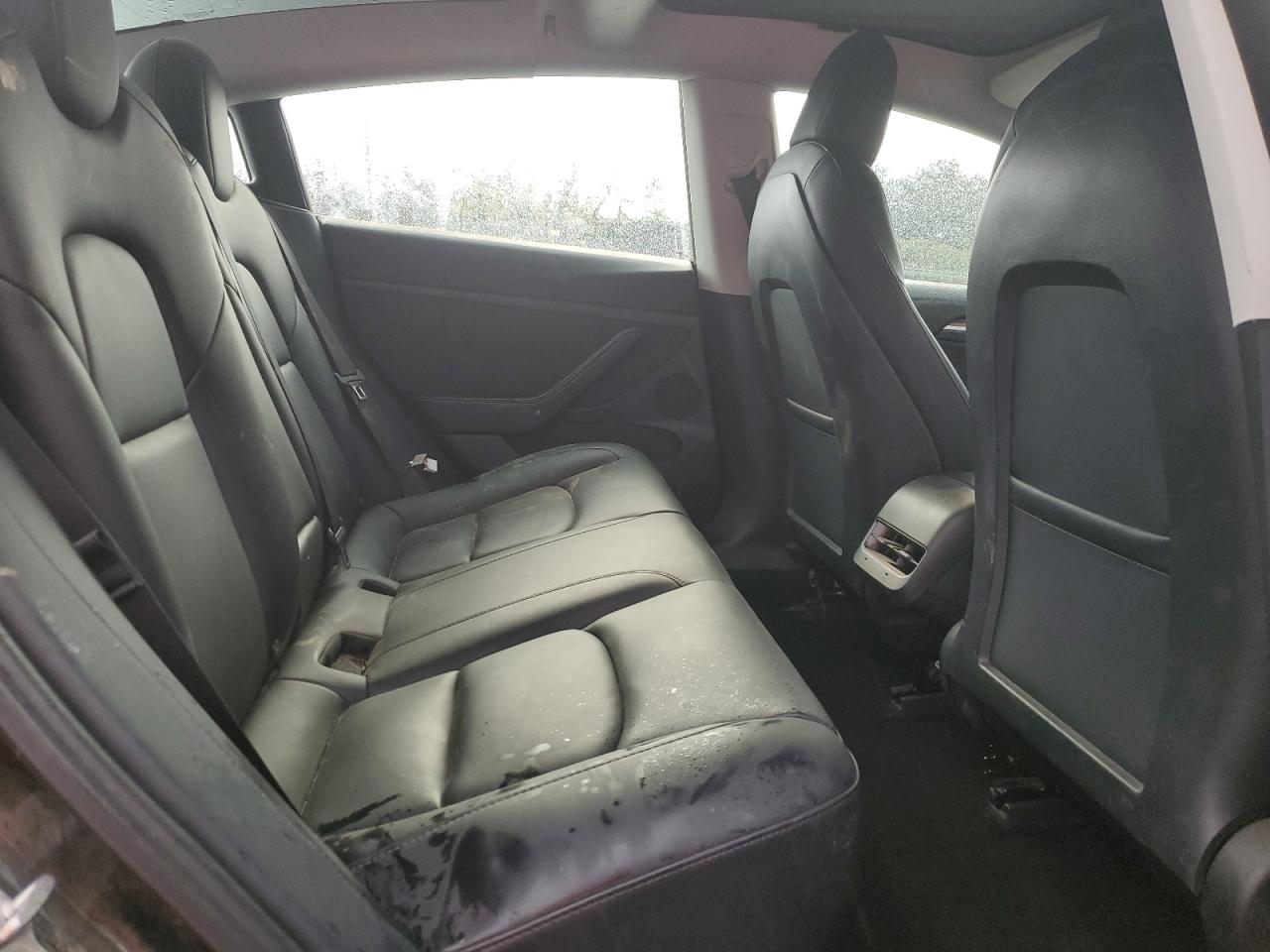 2021 Tesla Model 3 VIN: 5YJ3E1EA0MF986045 Lot: 92935625