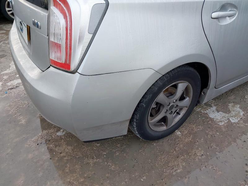 2012 TOYOTA PRIUS HYBRID 