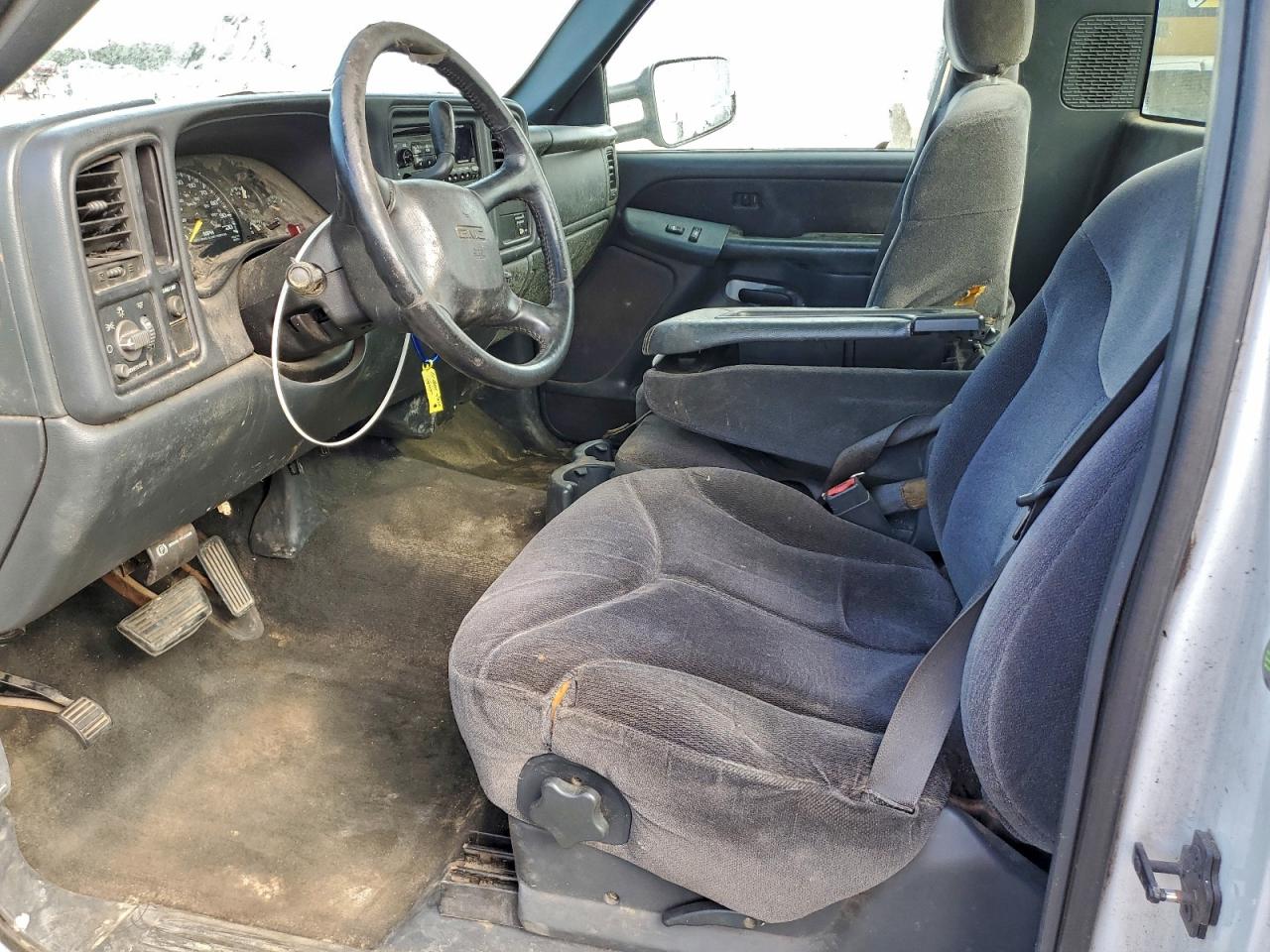 2001 GMC Sierra C2500 Heavy Duty VIN: 1GTHC24U61E263293 Lot: 93807315