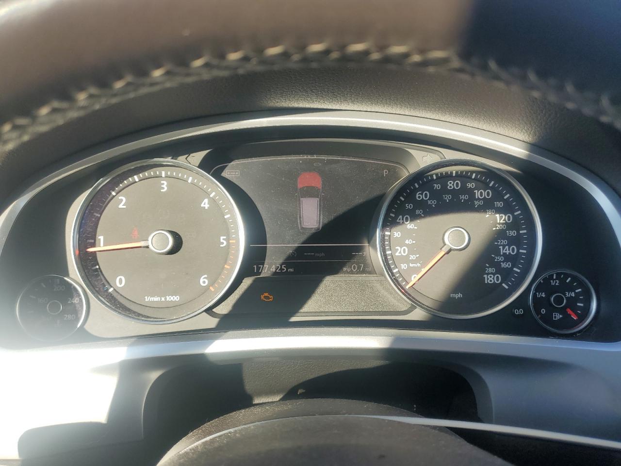 2014 Volkswagen Touareg V6 Tdi VIN: WVGEP9BPXED009123 Lot: 92502125