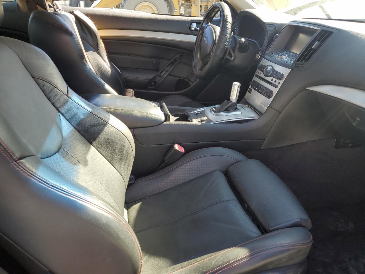 2015 Infiniti Q60 Journey VIN: JN1CV6EK8FM870479 Lot: 91073105