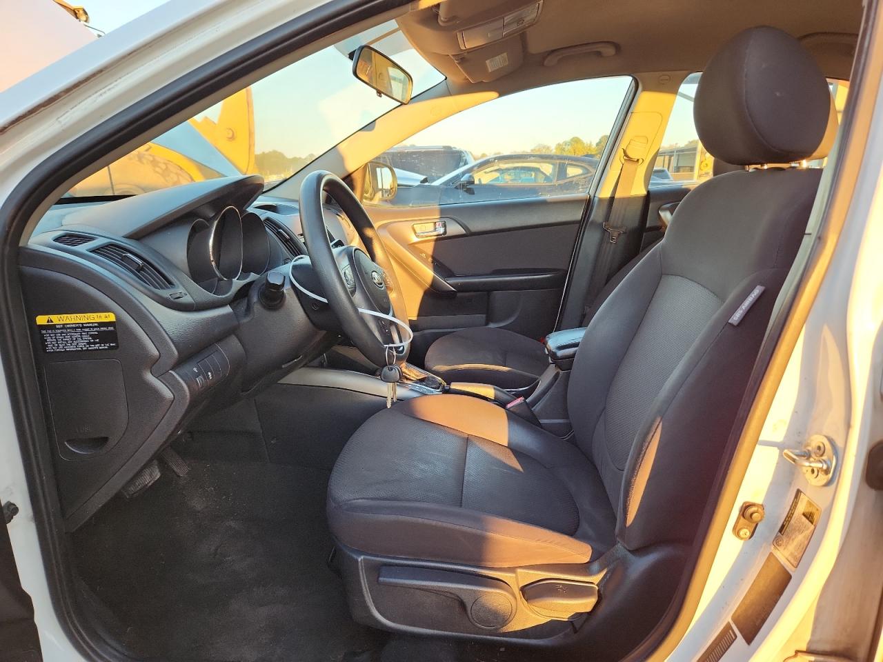 2013 Kia Forte Ex VIN: KNAFU4A21D5728700 Lot: 90501785