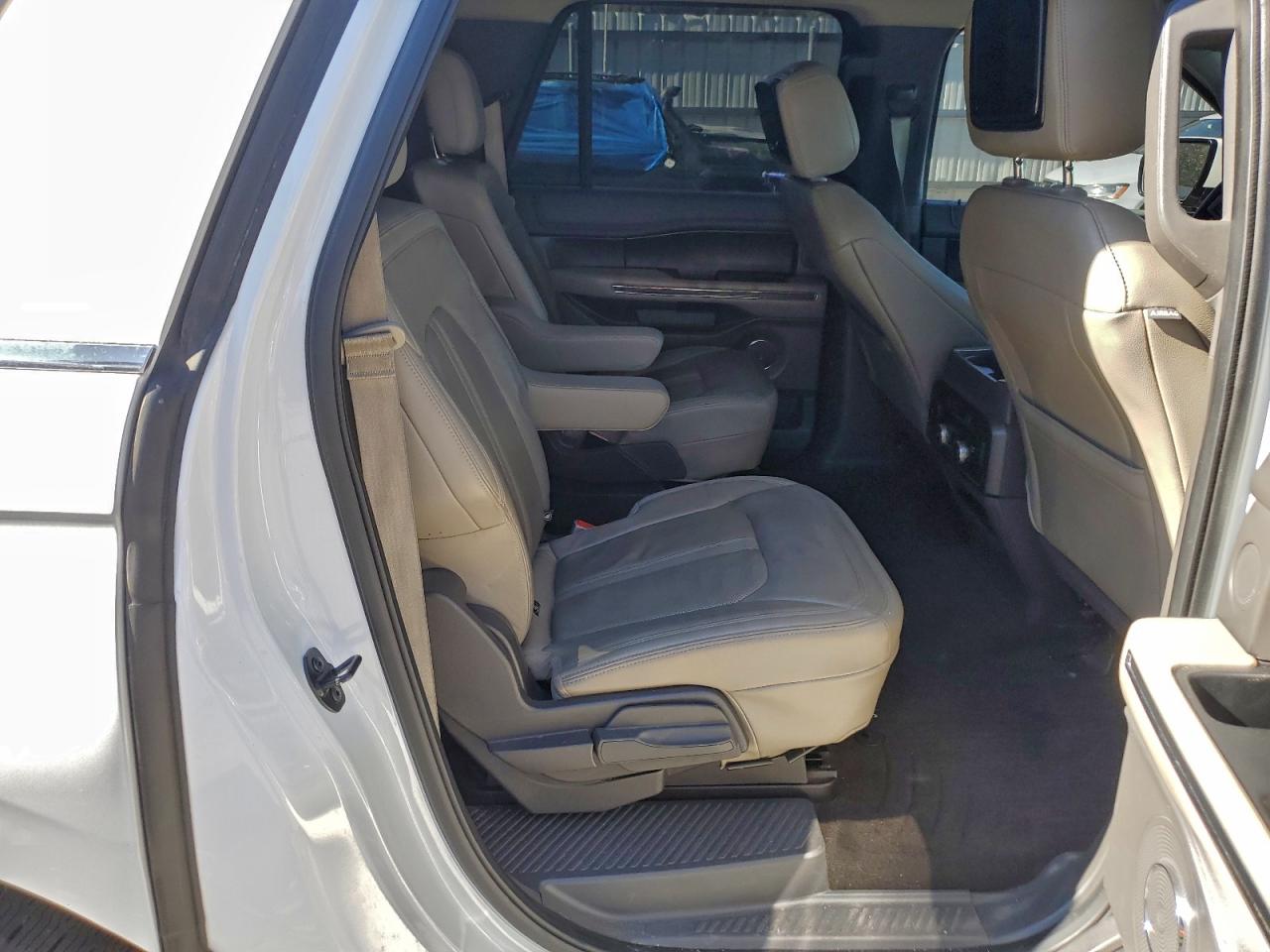 2018 Ford Expedition Max Limited VIN: 1FMJK1KTXJEA69502 Lot: 91686635