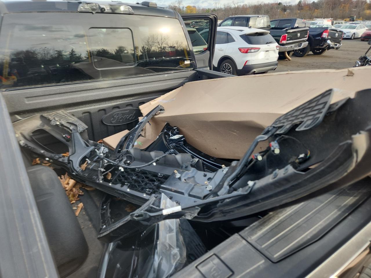 2022 Ford F150 Raptor VIN: 1FTFW1RG8NFA83454 Lot: 92490415