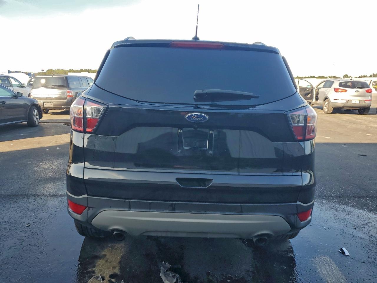 2018 Ford Escape Se VIN: 1FMCU9GD5JUB00115 Lot: 94277535