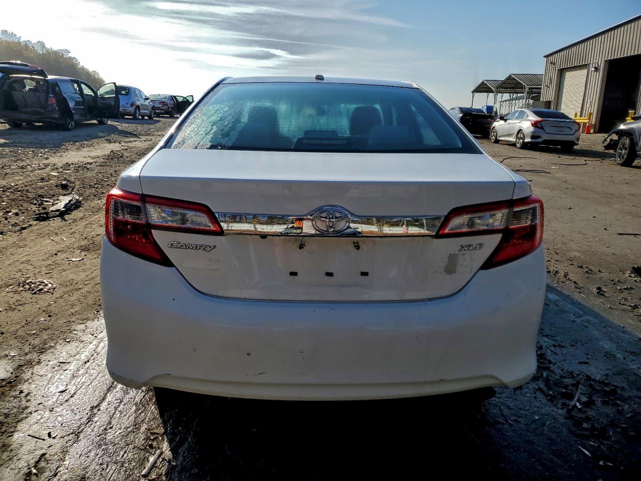 2014 Toyota Camry L VIN: 4T1BF1FK5EU812850 Lot: 93648265