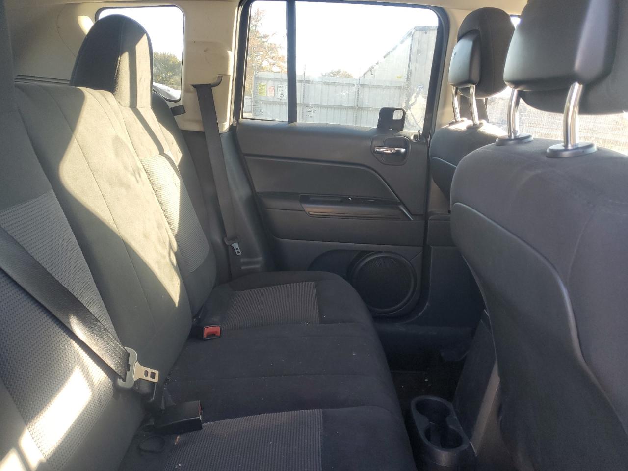 2015 Jeep Compass Sport VIN: 1C4NJCBAXFD178123 Lot: 92289915