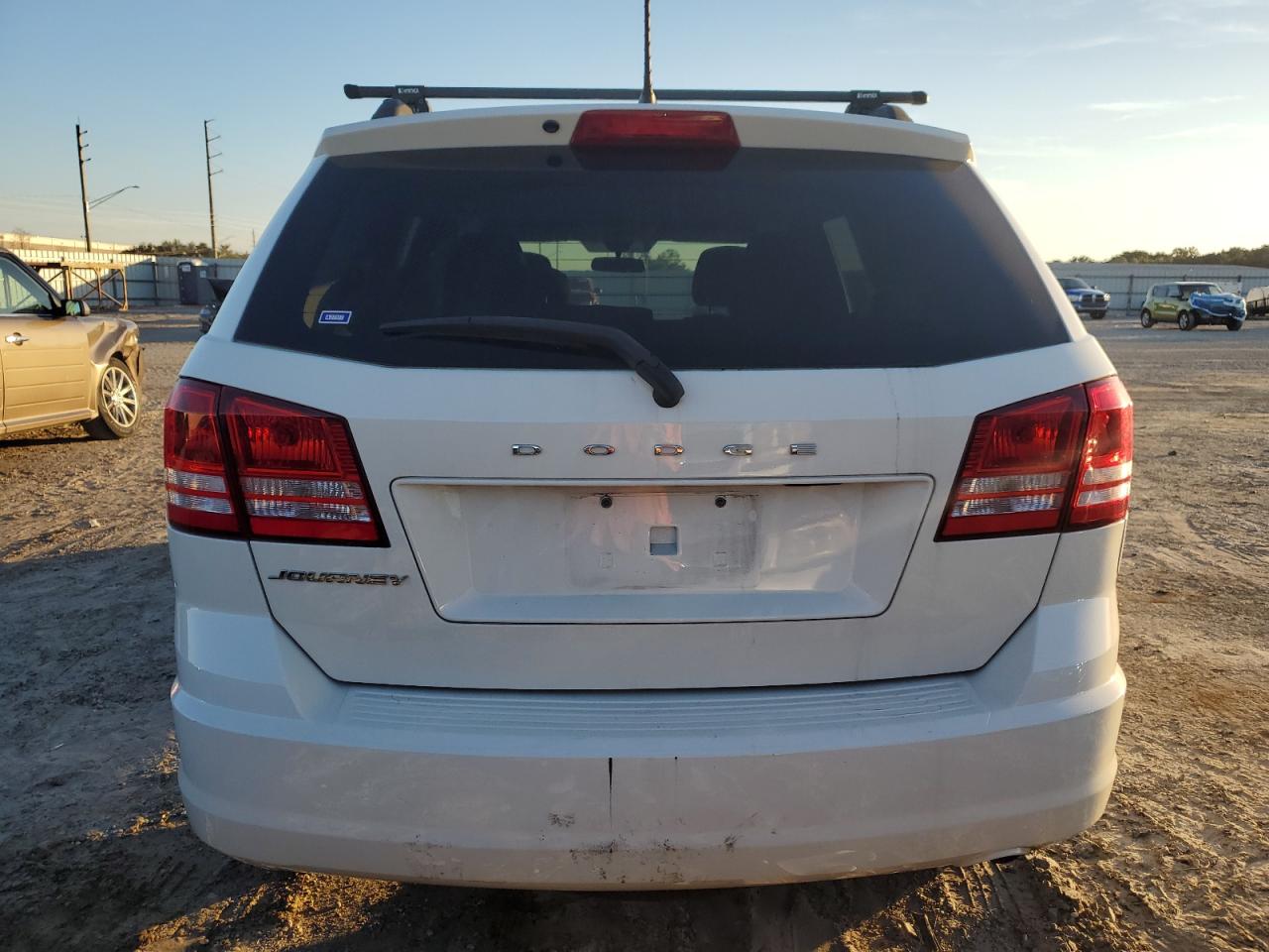 2018 Dodge Journey Se VIN: 3C4PDCAB2JT183183 Lot: 92251755
