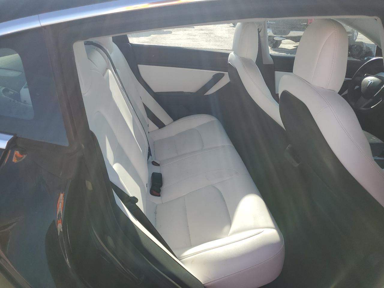 2018 Tesla Model 3 VIN: 5YJ3E1EB6JF111783 Lot: 91283475