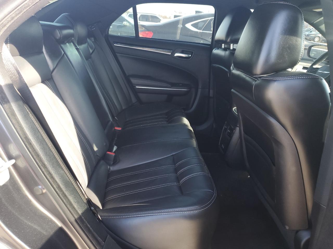 2018 Chrysler 300 S VIN: 2C3CCAGG0JH141360 Lot: 91065585