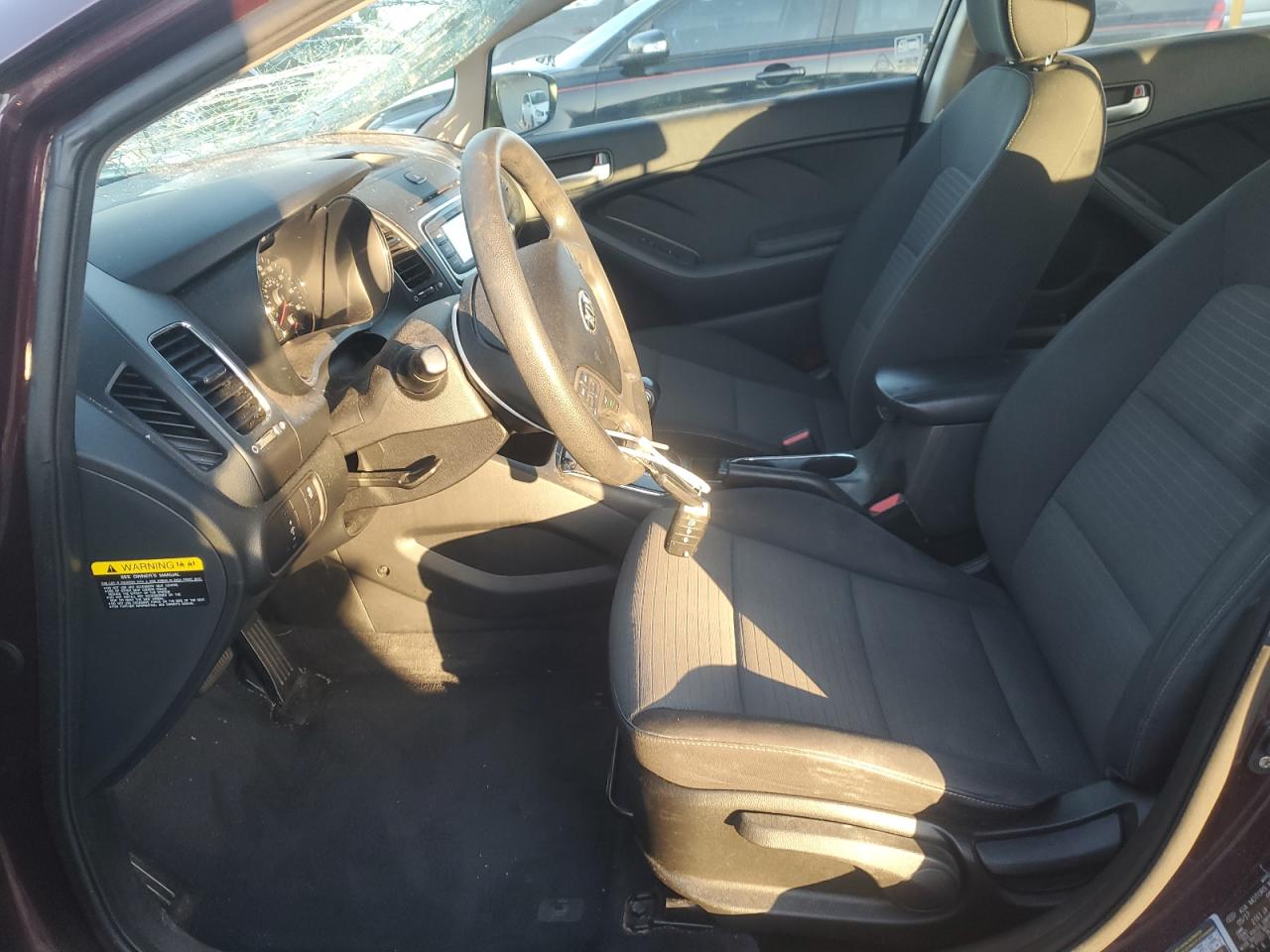 2017 Kia Forte Lx VIN: 3KPFL4A79HE156142 Lot: 91884175