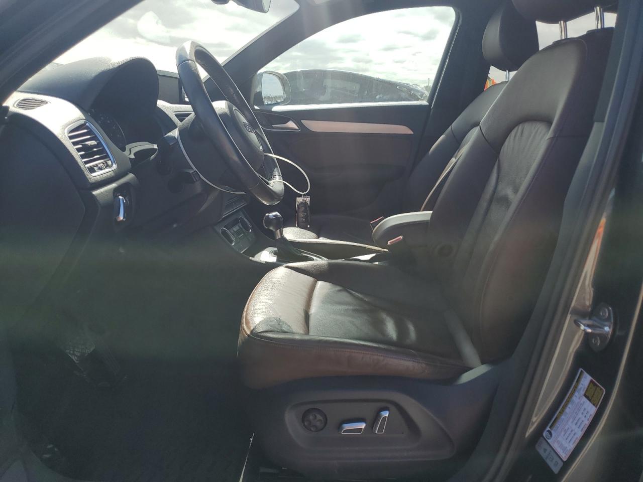 2018 Audi Q3 Premium VIN: WA1BCCFS2JR034815 Lot: 92659045