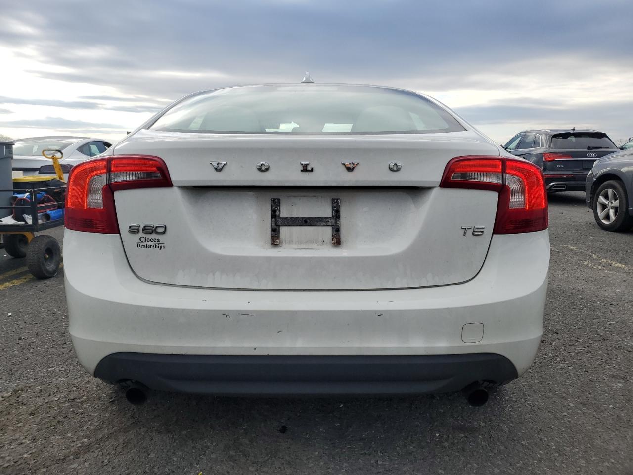 2012 Volvo S60 T5 VIN: YV1622FS2C2112861 Lot: 92506765