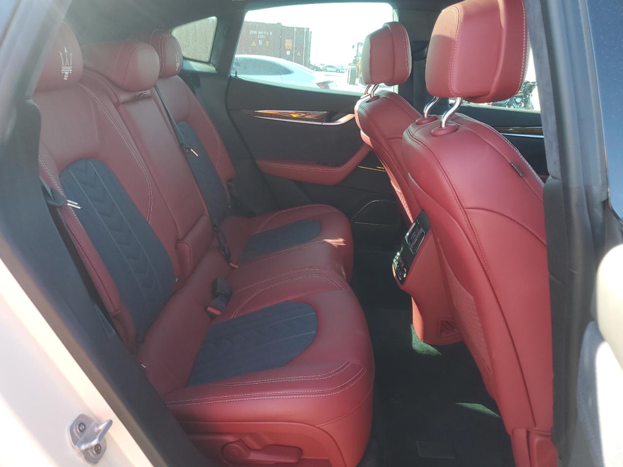 2018 Maserati Levante S Luxury VIN: ZN661YUL4JX273024 Lot: 92825585