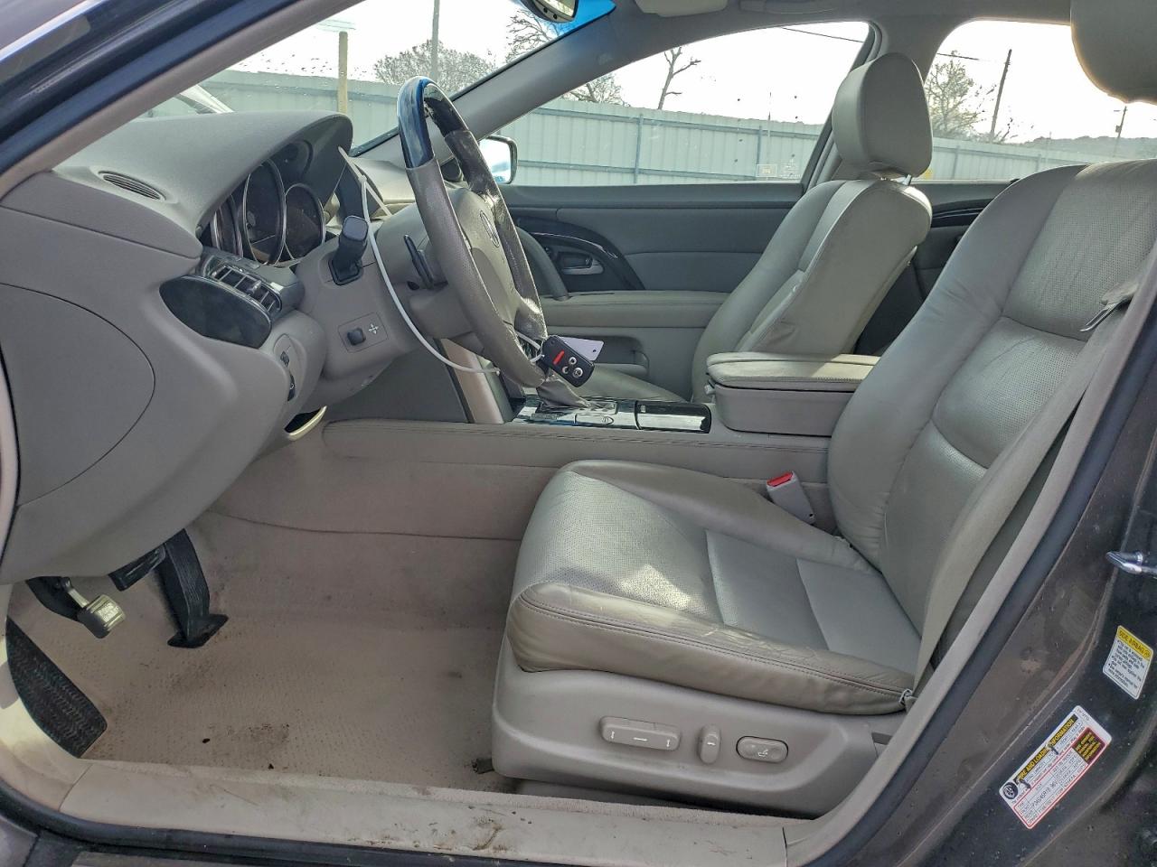 2010 Acura Rl VIN: JH4KB2F65AC001606 Lot: 94102555