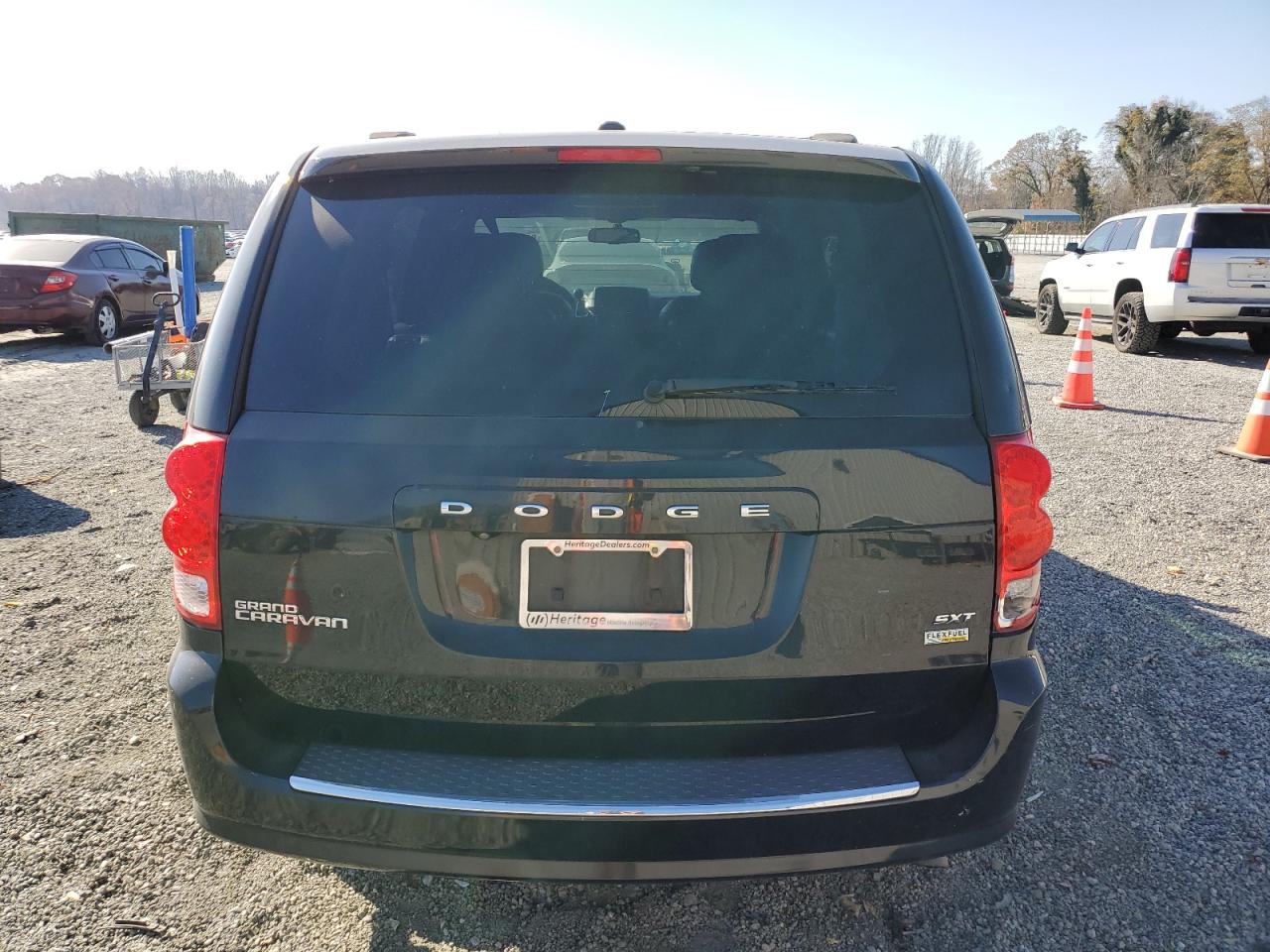 2018 Dodge Grand Caravan Sxt VIN: 2C4RDGCG9JR249885 Lot: 93340235