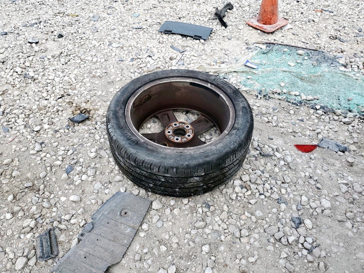 2011 Audi Q5 Premium Plus VIN: WA1DKBFP3BA106574 Lot: 93406345