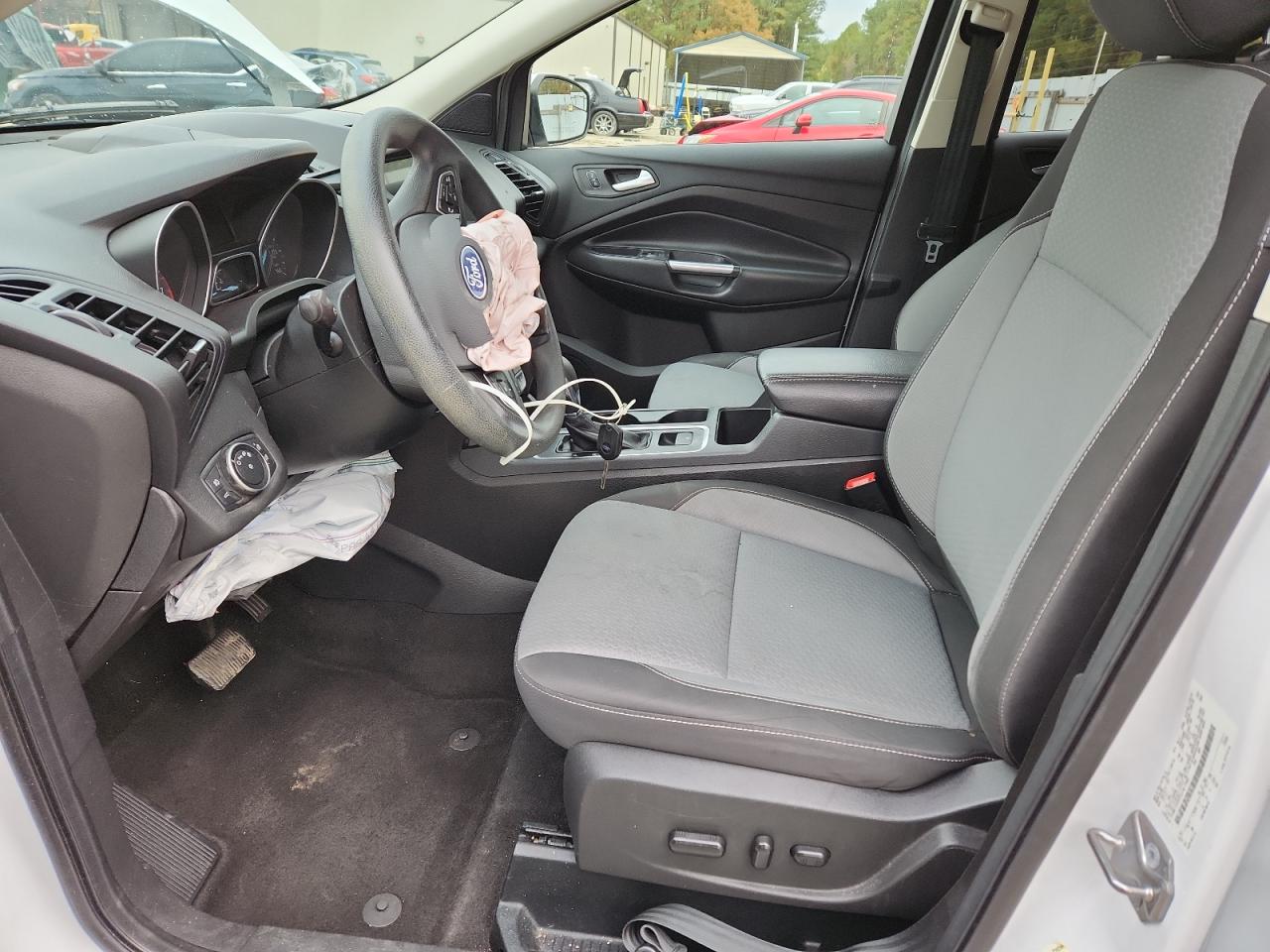 2018 Ford Escape Se VIN: 1FMCU9GD2JUA17502 Lot: 91725135