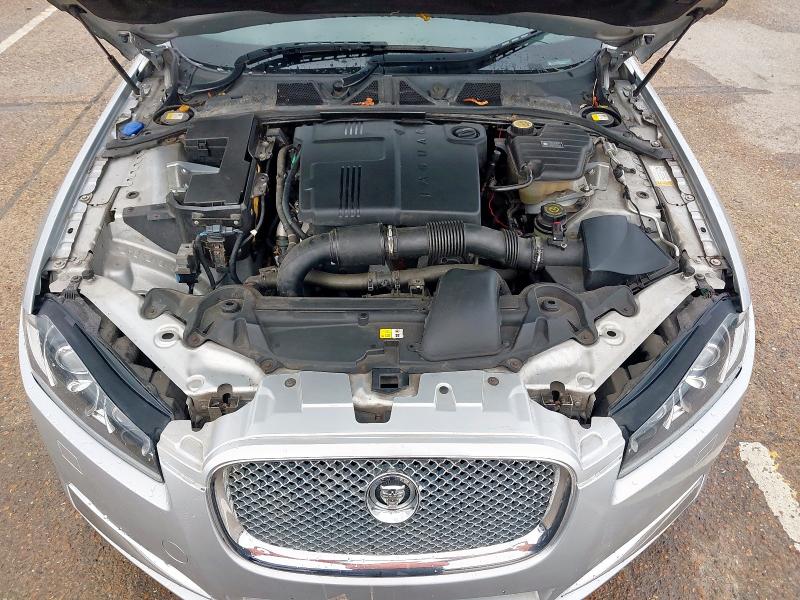 2012 JAGUAR XF 2.2D PREMIUM LUXURY 4DR AUTO