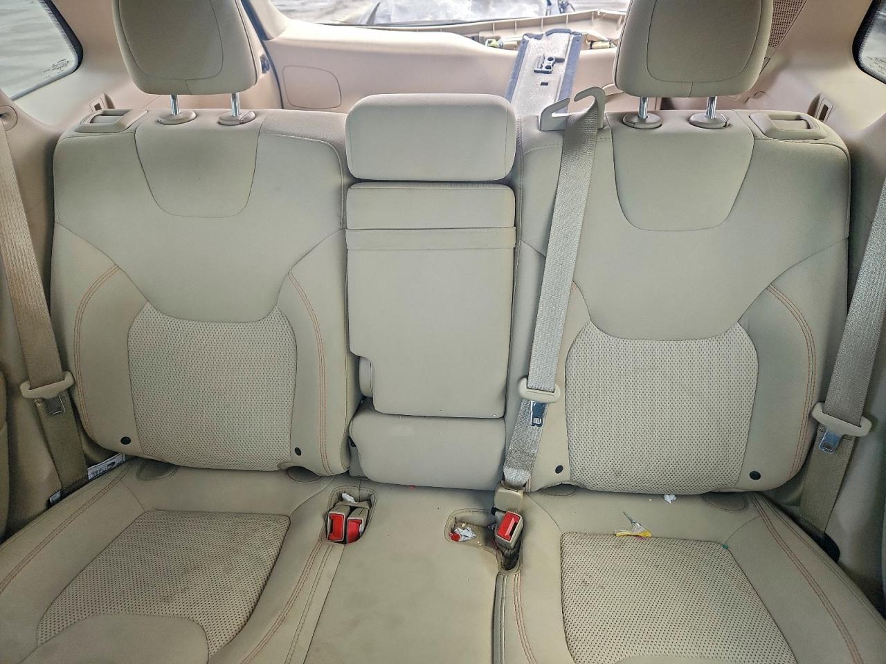 2019 Jeep Cherokee Latitude VIN: 1C4PJLCBXKD405868 Lot: 93717955