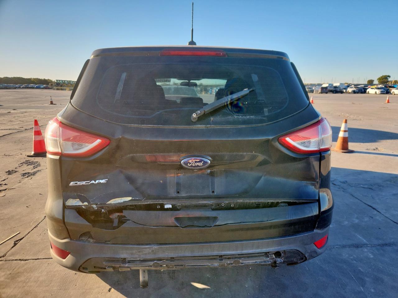 2014 Ford Escape S VIN: 1FMCU0F73EUB27956 Lot: 92256545