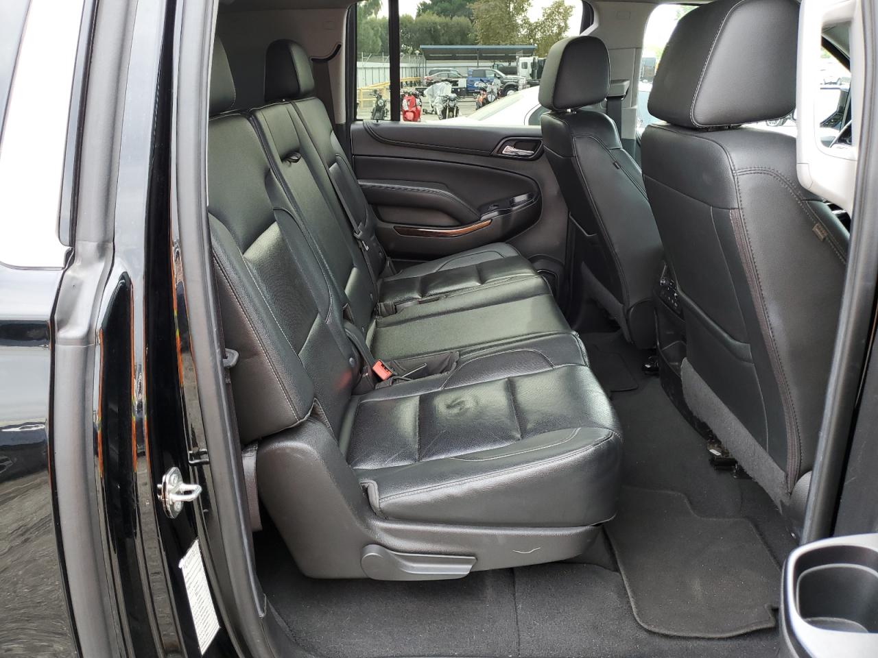 2019 GMC Yukon Xl C1500 Slt VIN: 1GKS1GKCXKR383132 Lot: 92465655