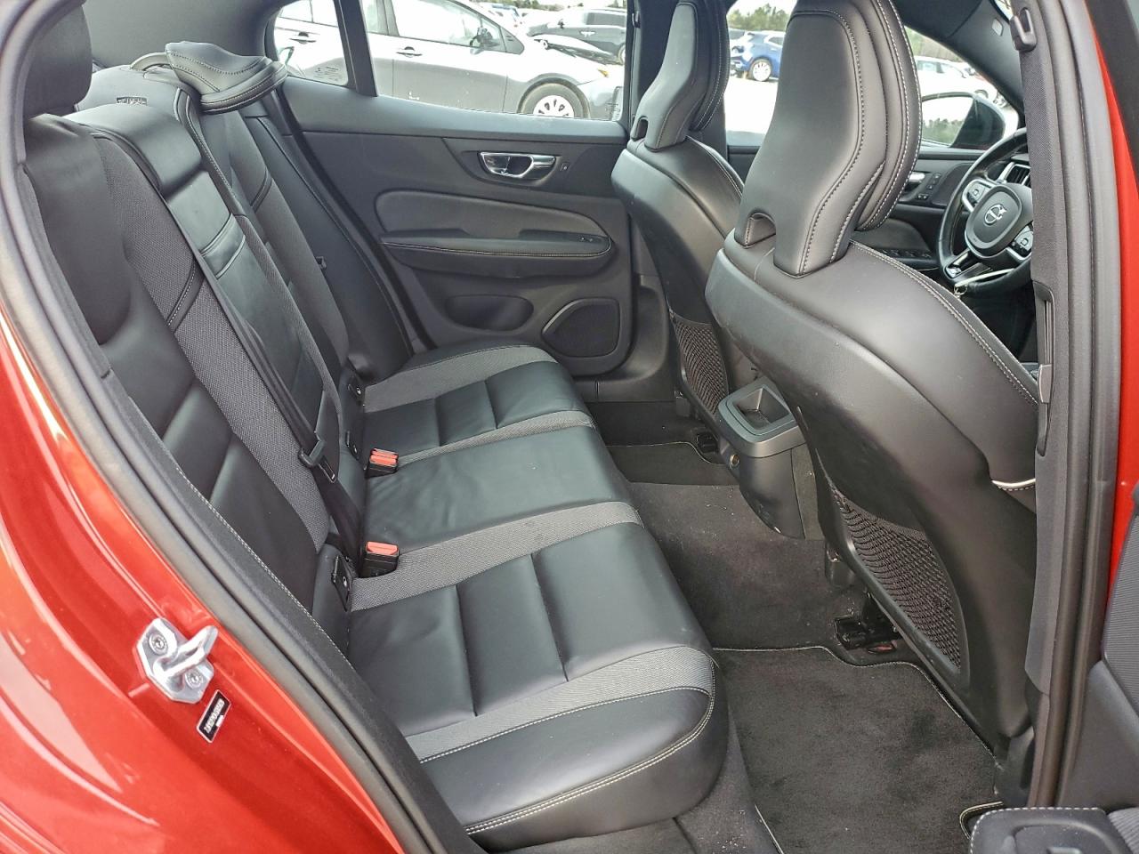 2019 Volvo S60 T5 R-Design VIN: 7JR102FM3KG005828 Lot: 94063485