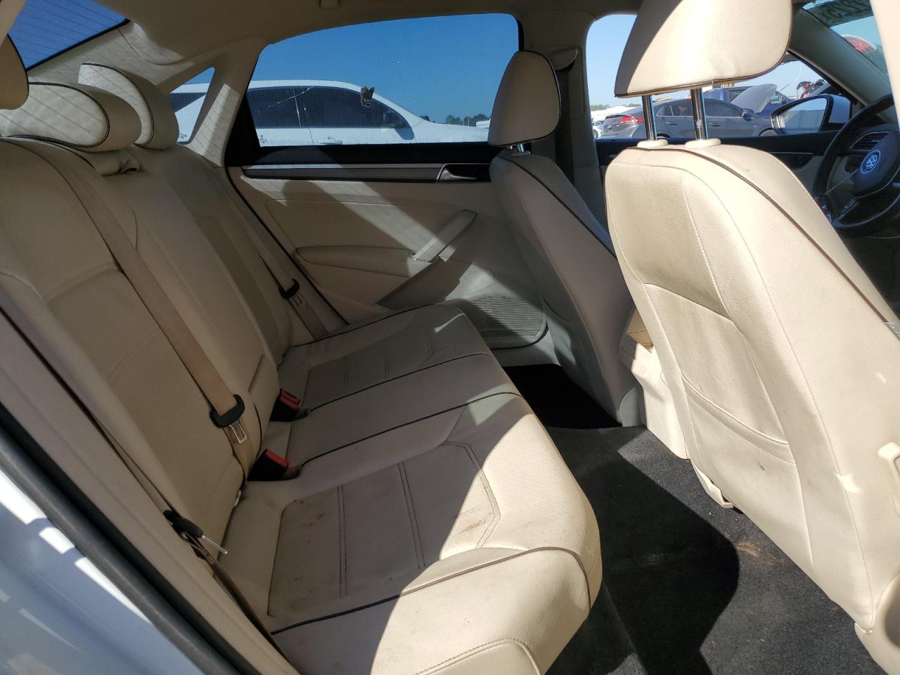 2017 Volkswagen Passat R-Line VIN: 1VWDT7A38HC048704 Lot: 91972225